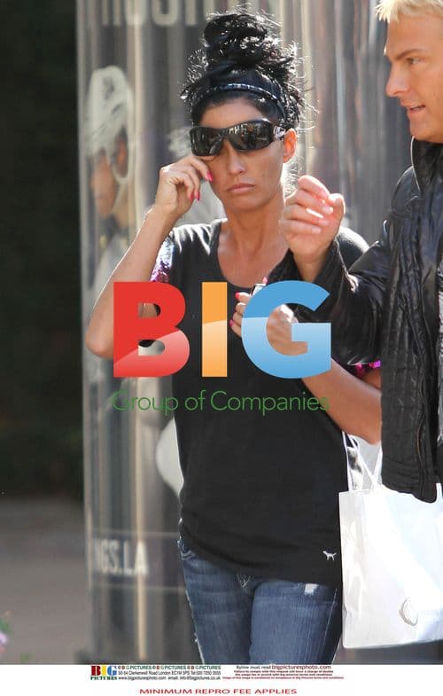 Katie Price Goes Shopping