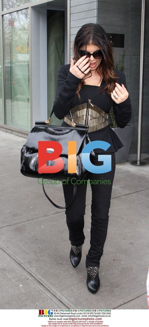 Fergie Leaves NYC with Husband Duhamel