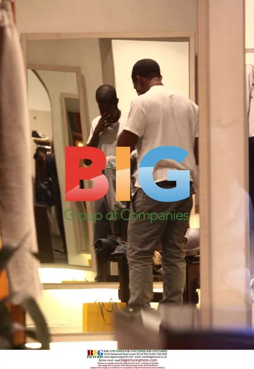 Kanye West and Amber Rose Shopping in Rome