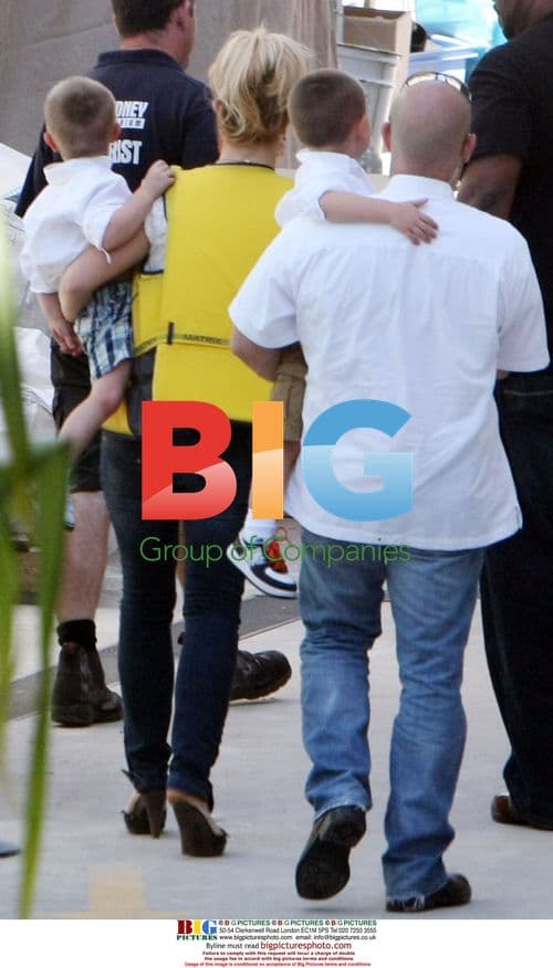 Britney Spears with sons at Sydney Aquarium