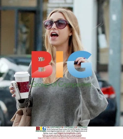 Whitney Port Grabs Coffee with Sister