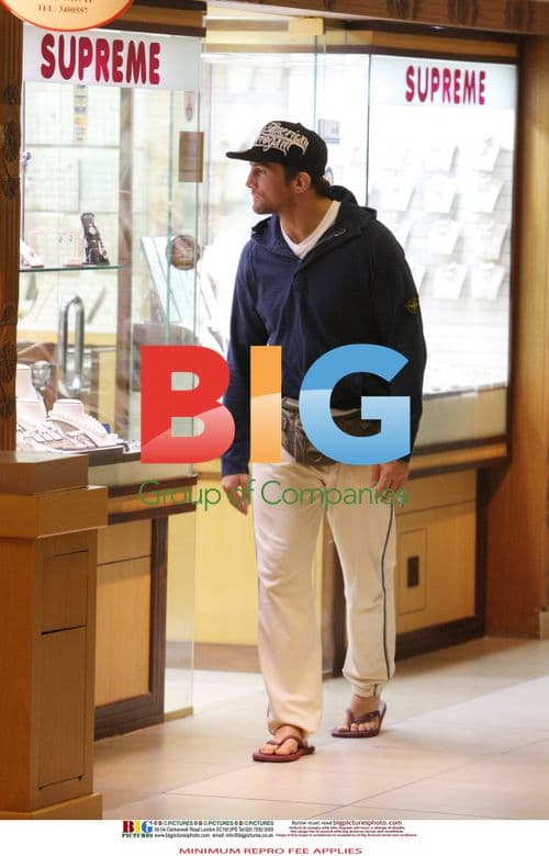 Alex Reid Shopping for Engagement Ring