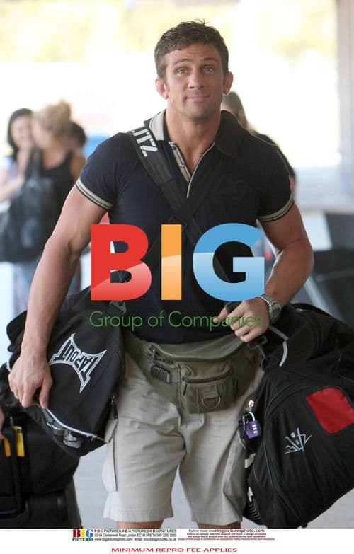 Alex Cage Fighter Meets Jordan at Palazzo Versace