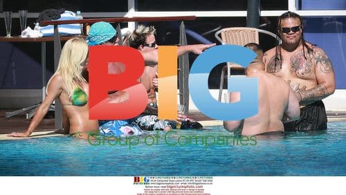 Hulk Hogan Relaxing by Pool in Australia