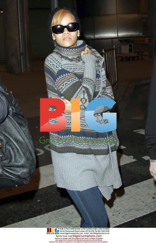 Rihanna Arrives at Heathrow Airport