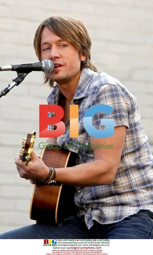 Keith Urban In-Store Appearance