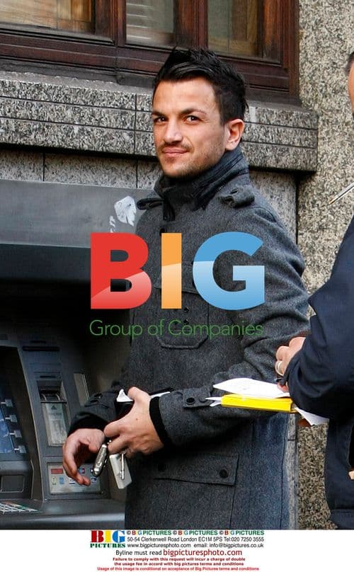 Peter Andre at Cash Point