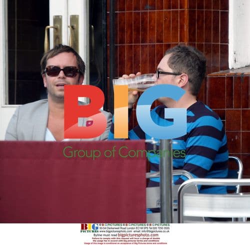 Alan Carr and Boyfriend Have Drinks in London