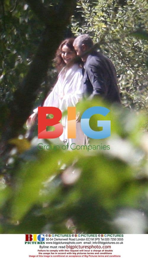 Violante Placido and George Clooney on film set