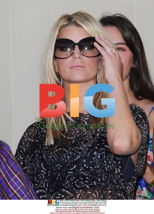 Ashlee Simpson Wentz 25th Birthday in Vegas