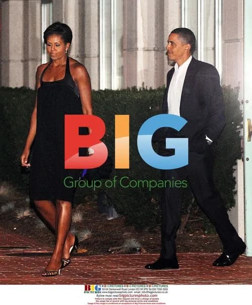 Obama Couple Celebrate Anniversary