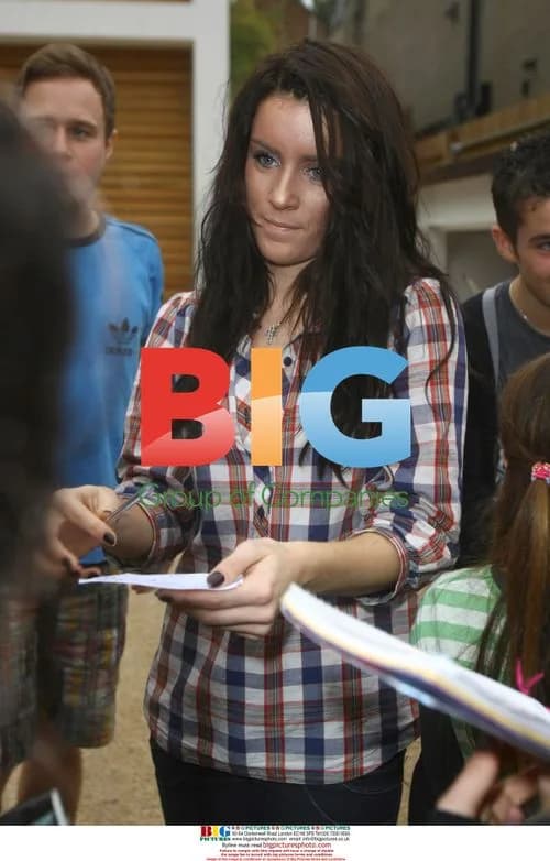 X Factor Hopefuls Meet Kids