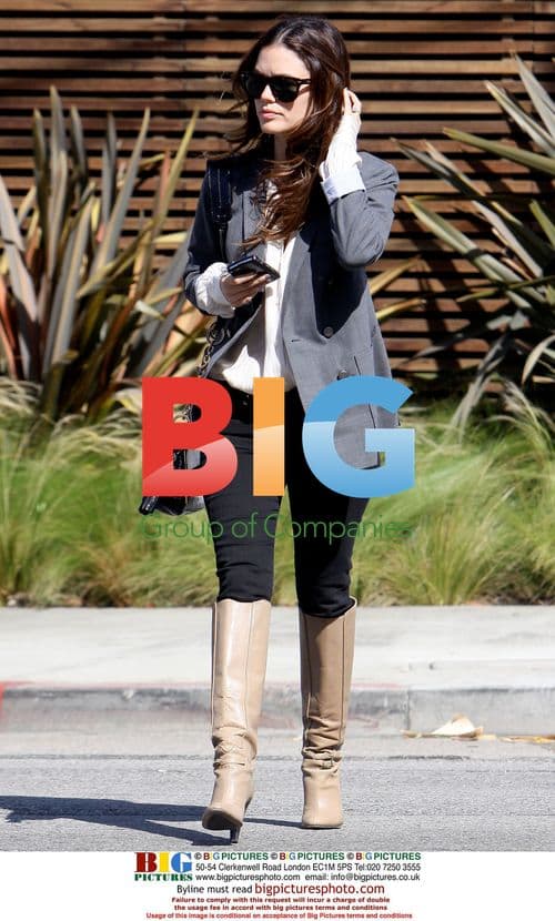 Rachel Bilson's Funky Fall Boots
