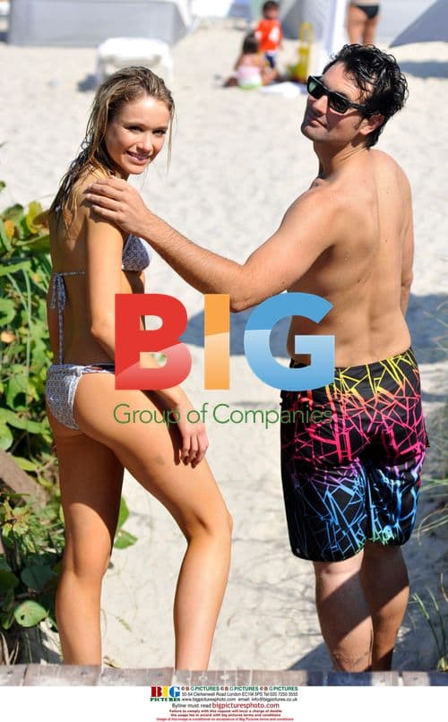 Katrina Bowden Spotted After Ocean Dip