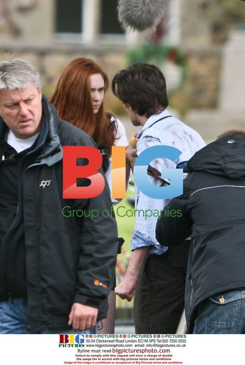 Matt Smith and Karen Gillan on Dr Who set