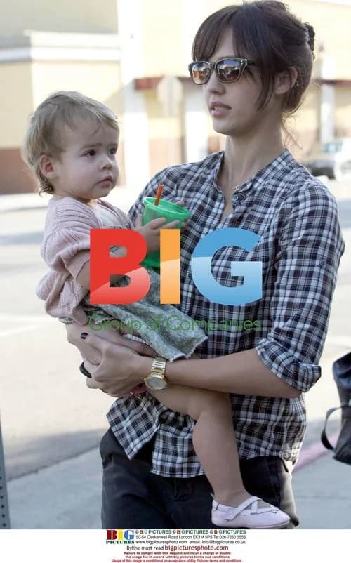Jessica Alba and daughter Honor