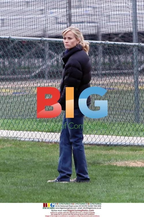 Reese Witherspoon on Film Set