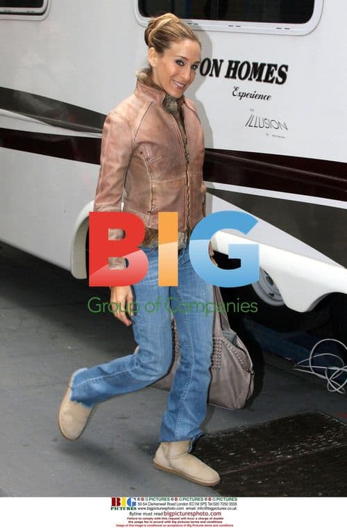 Cast of 'Sex and the City 2' on set