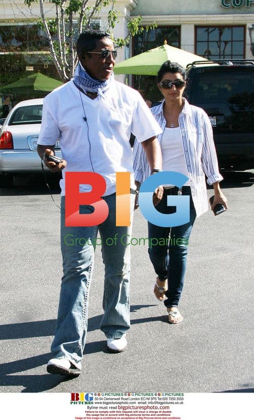 Jermaine Jackson Gets Lunch With Friend
