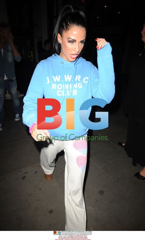 Katie Price and Alex Reid leaving theatre