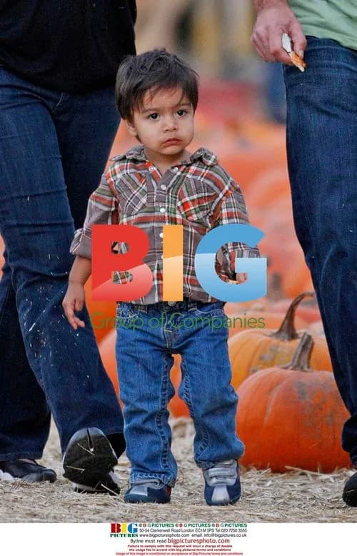 Chris Noth and Family at Pumpkin Patch