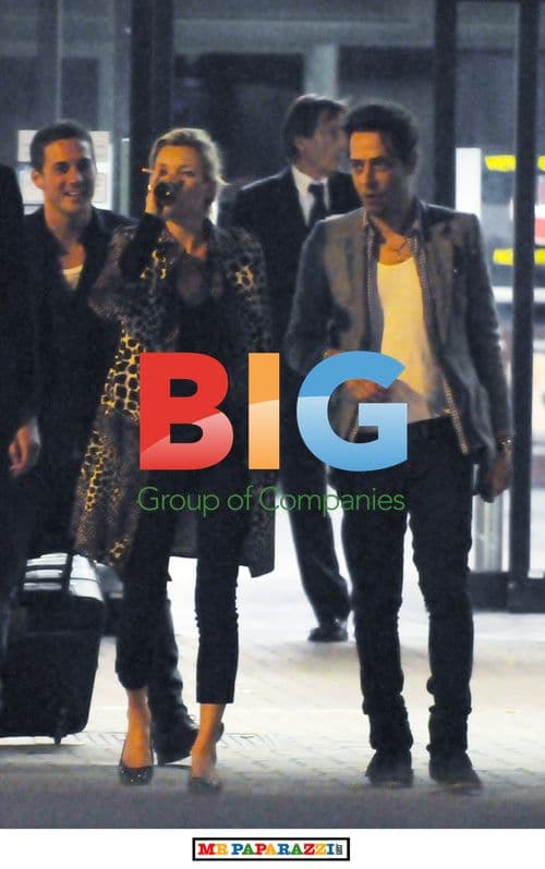 Kate Moss Arrives on Holiday with Jamie Hince and Rhys Ifans