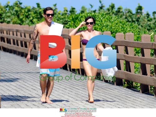 Christina Ricci splashing on Miami Beach