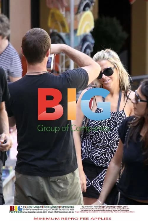 Liam Gallagher Relaxes on Boat with Nicole Appleton