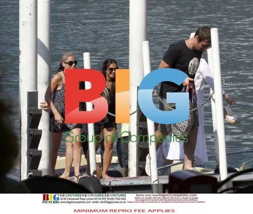 Liam Gallagher on Boat with Nicole Appleton