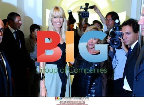 Claudia Schiffer Launches Alberta Ferretti Fragrance