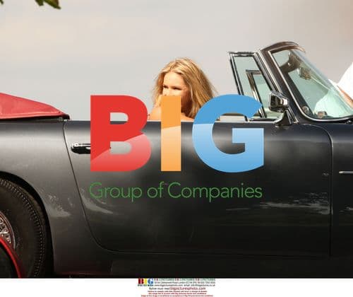 Elle Macpherson on set of 'The Beautiful Life: TBL'