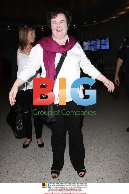 Susan Boyle Arrives at LAX