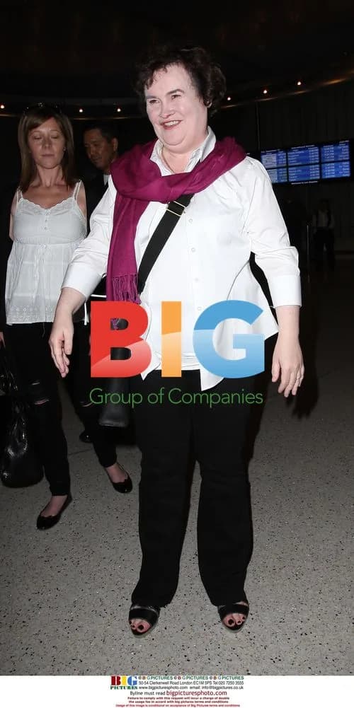 Susan Boyle Arrives at LAX