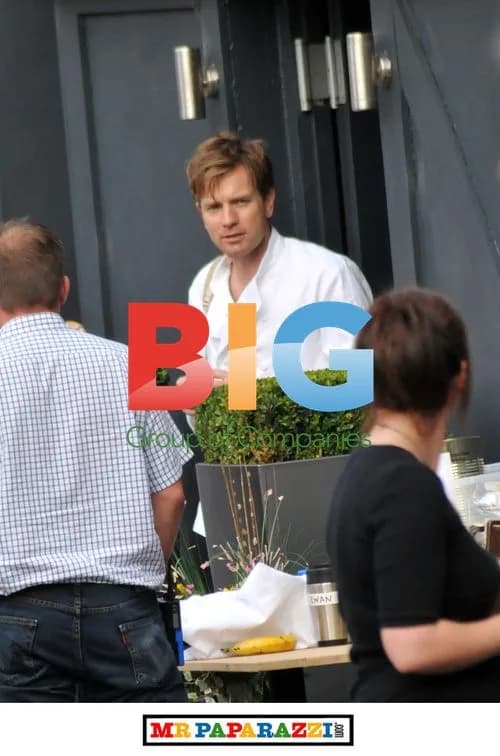 Ewan McGregor and Ewan Bremner on Last Word Set