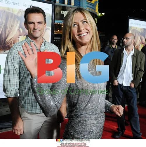 Jennifer Aniston Attends 'Love Happens' Premiere