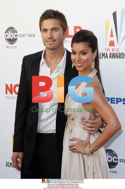 Roselyn Sanchez and Eric Winter at 2009 ALMA Awards