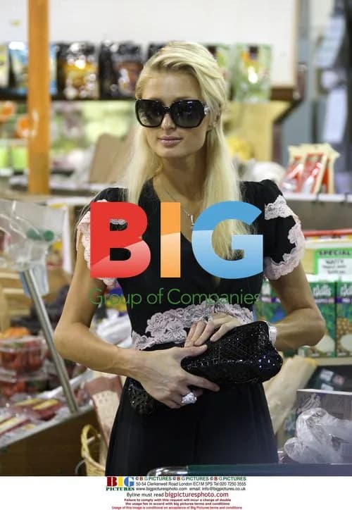 Paris Hilton Grocery Shopping