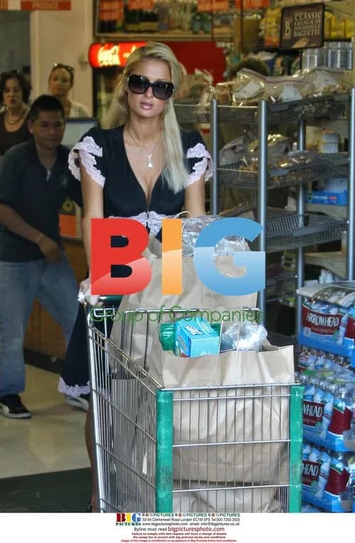 Paris Hilton Grocery Shopping