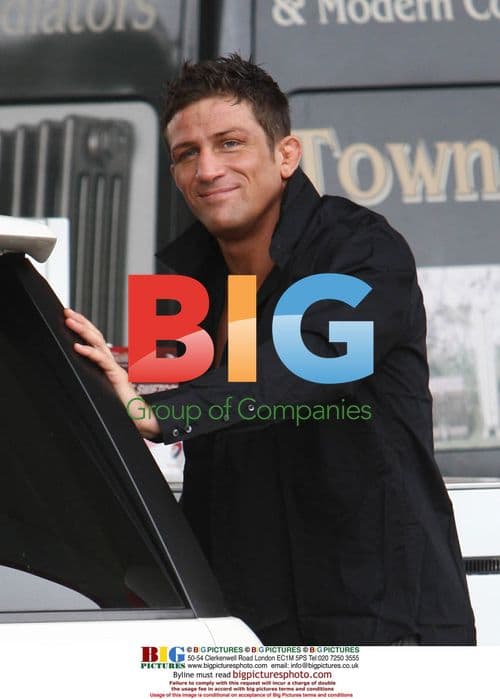 Alex Reid Refueling Katie Price's Car