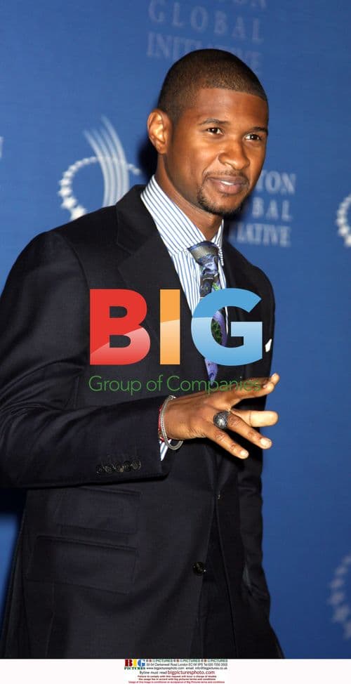Usher at 2009 Clinton Global Initiative