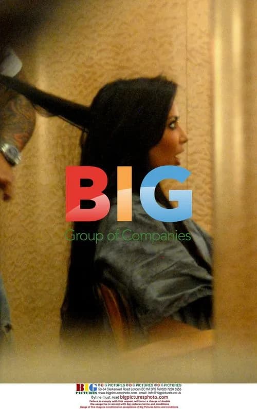 Kim Kardashian Leaving Salon