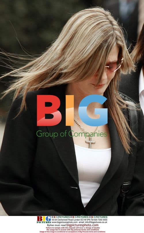 Ex-Prison Officer Leaves Court