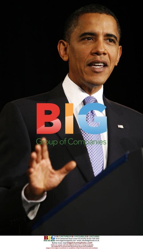 Obama Makes Announcement at NIH