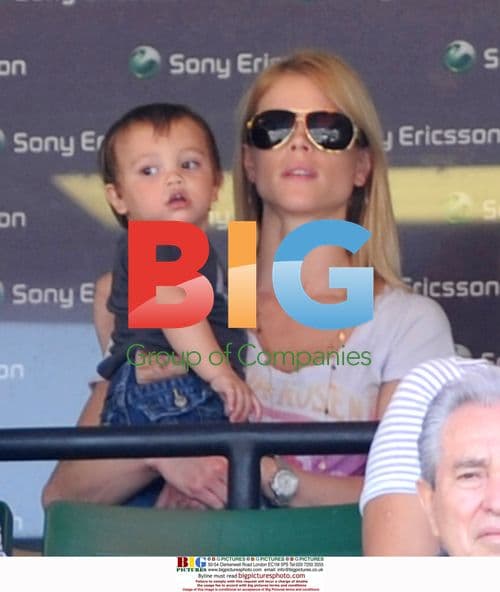 Elin Nordegren & Son at Tennis Match