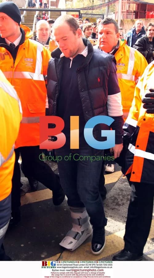 Wayne Rooney Arrives for Manchester United vs Chelsea Match
