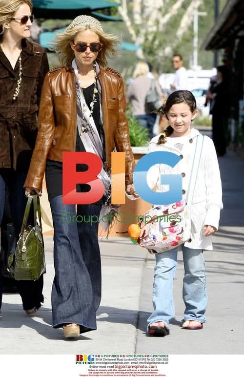 Rachel Zoe and Niece Shopping in Malibu