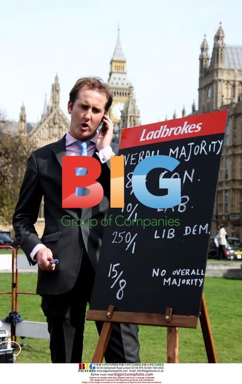 Real Crisp Company Hands Out Free Crisps