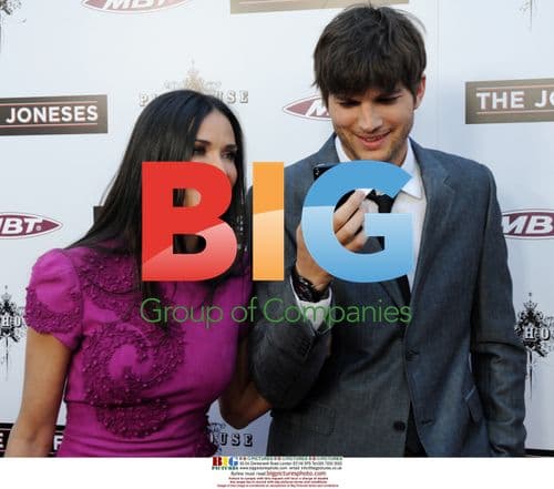 Ashton Kutcher and Demi Moore at 'The Joneses' Premiere