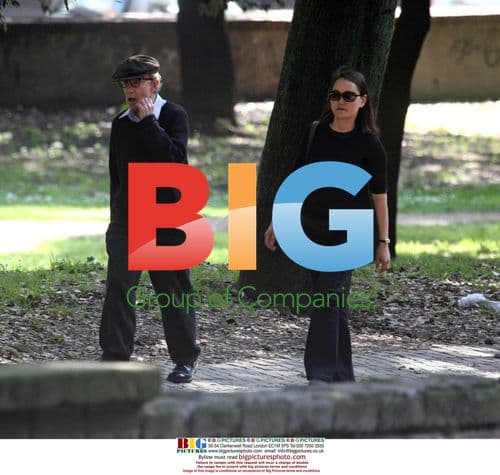 Woody Allen and Soon-Yi Take Stroll in Rome