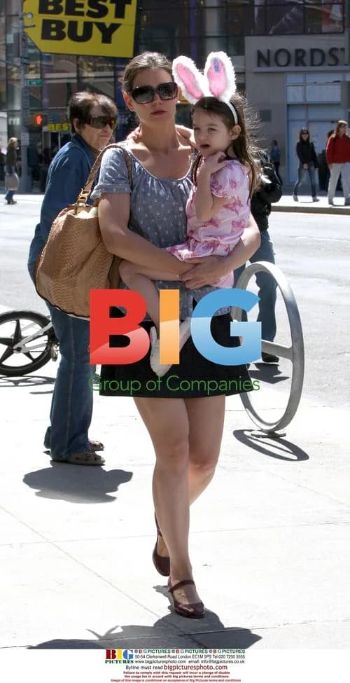 Katie Holmes and Suri Cruise in NYC